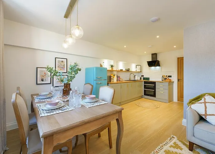 Evergreen - 2 Bed Luxury By Mint *