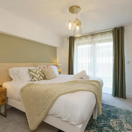Apartment Evergreen - 2 Bed Luxury By Mint