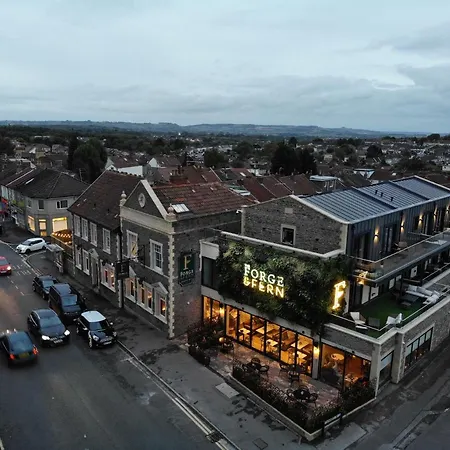 Evergreen - 2 Bed Luxury By Mint *